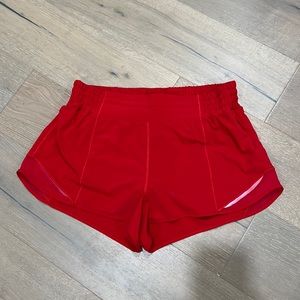 Lululemon Hotty Hot Short 2.5in